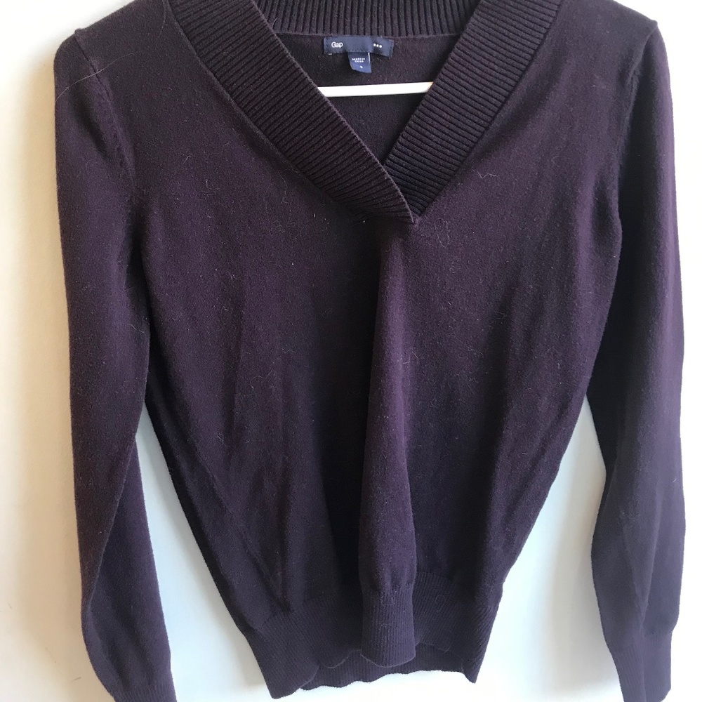 Dark Purple Gap Sweater